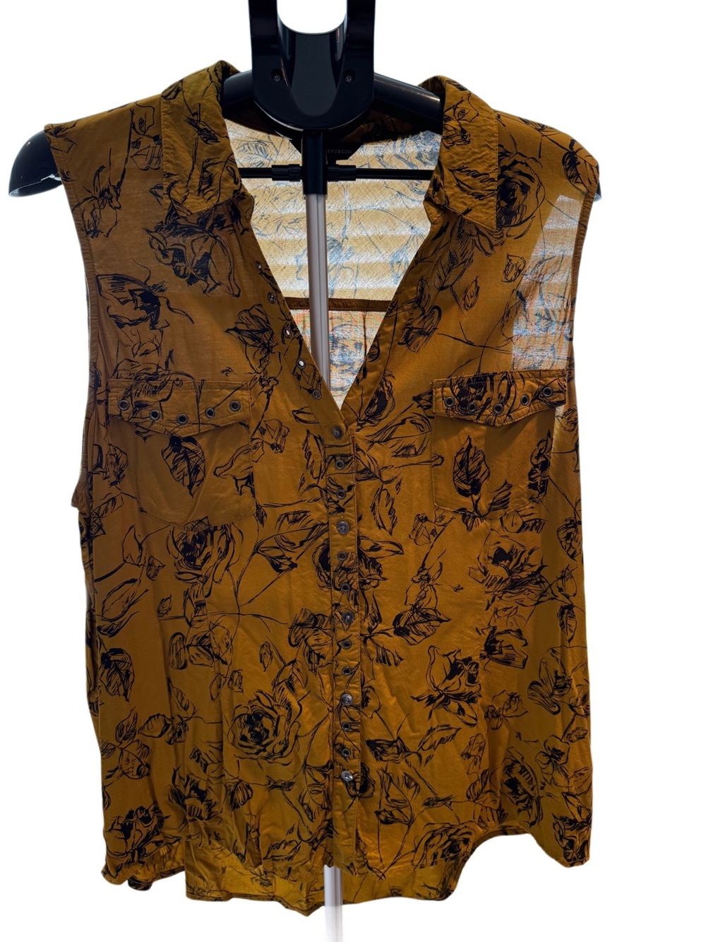 Rock & Republic Mustard Floral Button-Front Sleeveless Top